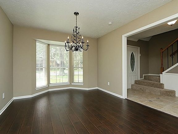 5th image of 11810 Moorcreek Dr