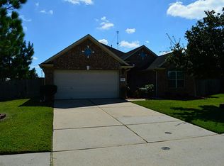 1490 Allison St, Alvin, TX 77511