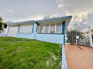 J39 Urbvilla Andalucia Calle Gaucin, San Juan, PR 00926