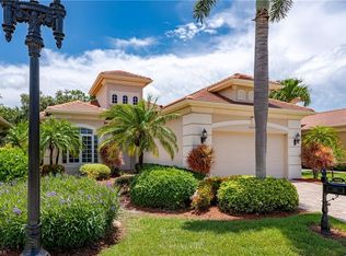 5608 Hammock Isles Dr, Naples, FL 34119