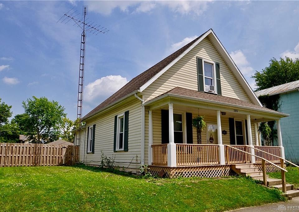 1st image of 205 Euclid Ave