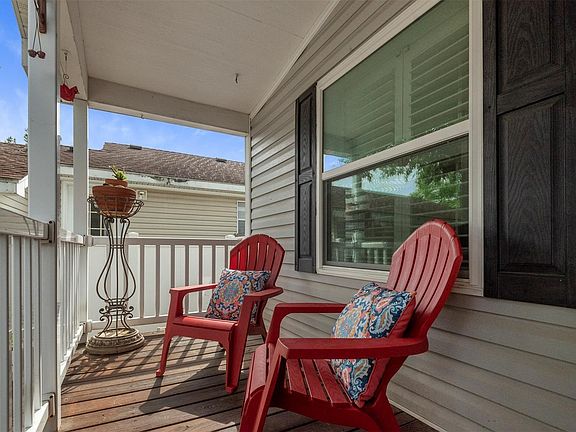 2nd image of 10214 Elderberry Park Ln