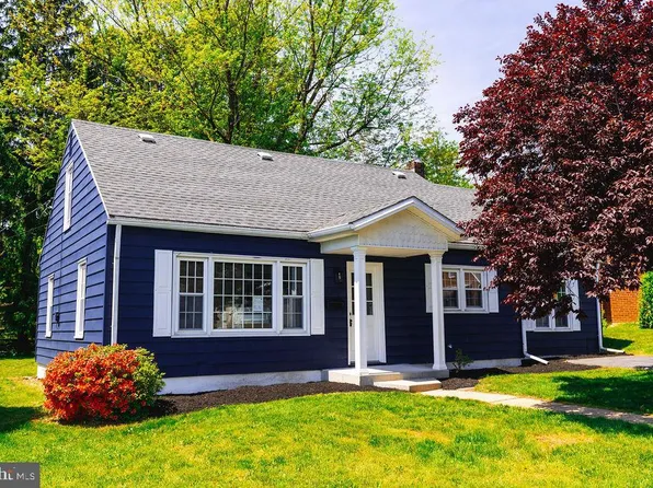 213 Fishburn St, Harrisburg, PA 17109