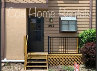 2405 S Capri Ln APT 803, Wichita, KS 67210