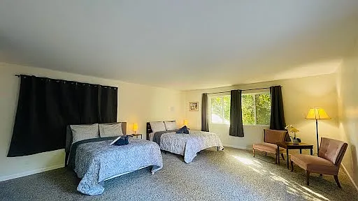1290 Estudillo Ave — Photo 4