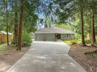 2433 SW 316th St, Federal Way, WA 98023