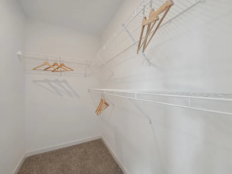 5869 Arcadia Cir — Photo 12