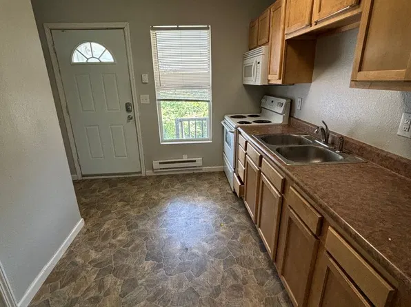 1300 N Granville, 1300 N Granville Ave APT 201, Muncie, IN 47303