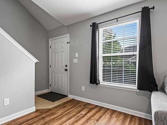 3rd image of 26B Guinevere Ln #B