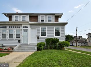 17 W Mowry St, Chester, PA 19013