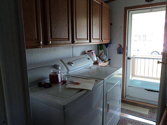3rd image of 57 Ashley Dr