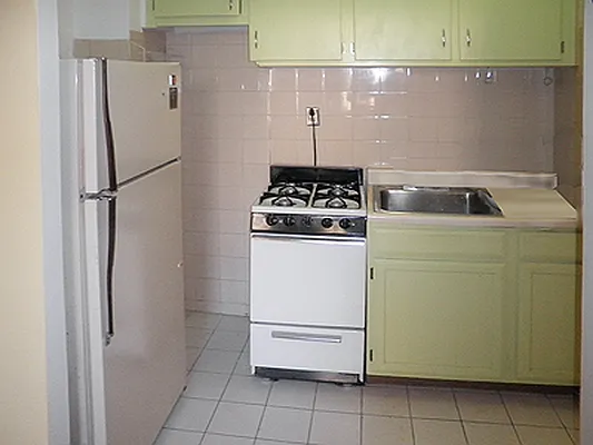 Rented by Awaye Realty Management LLC | media 26