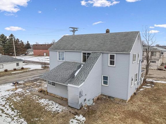 4th image of 111 E Elizabeth St #2