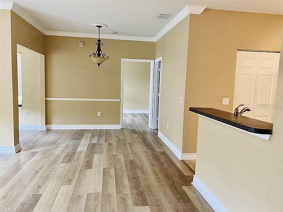 4th image of 2107 Portofino Pl #30301