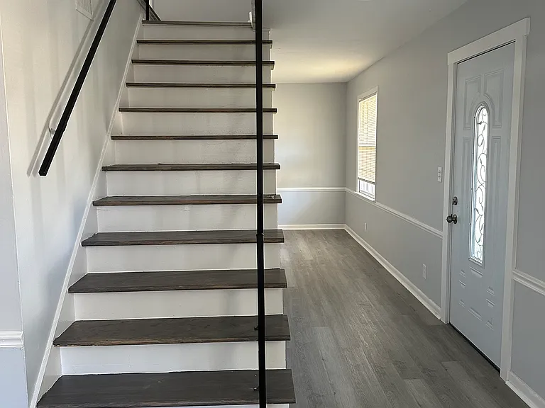 6117 Belgrade Dr NW — Photo 3