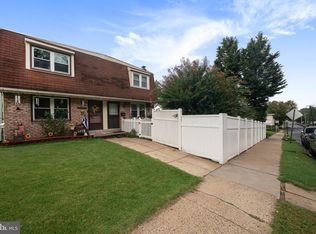 1126 N Front St, Reading, PA 19601