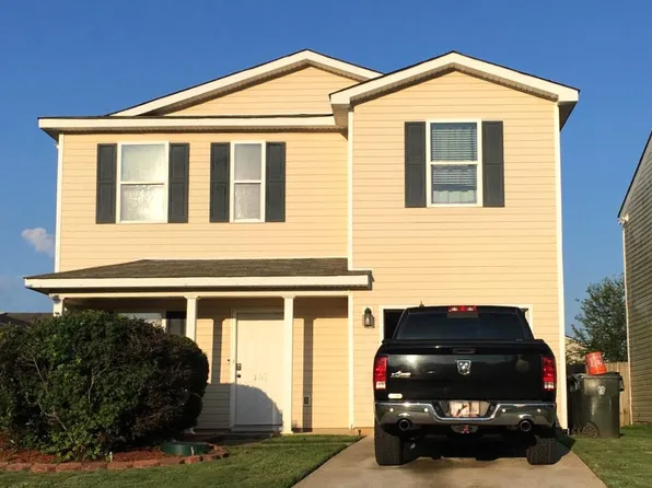 107 Foxford Ln, Harvest, AL 35749