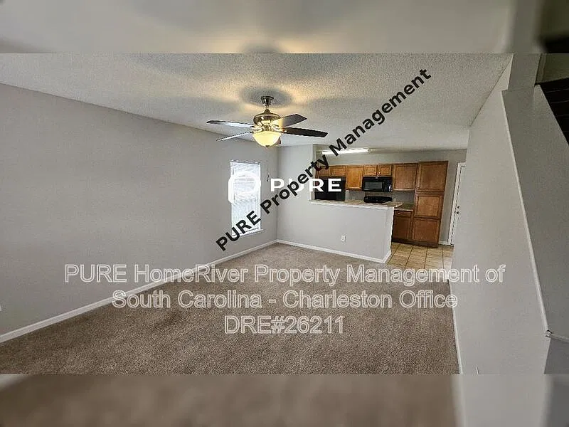 3 bed, 2.0 bath, 1350 sqft, $1,949 — Photo 2