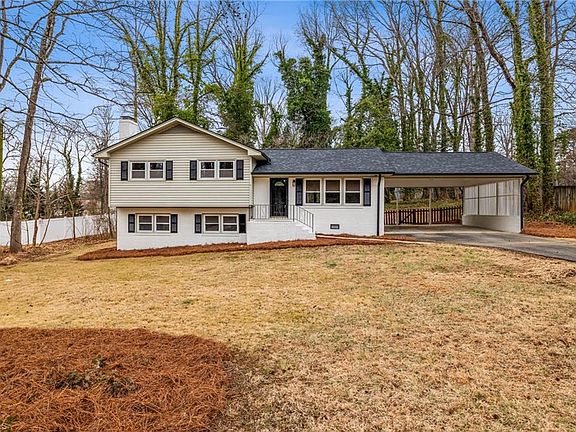 3rd image of 1113 Rustic Rd