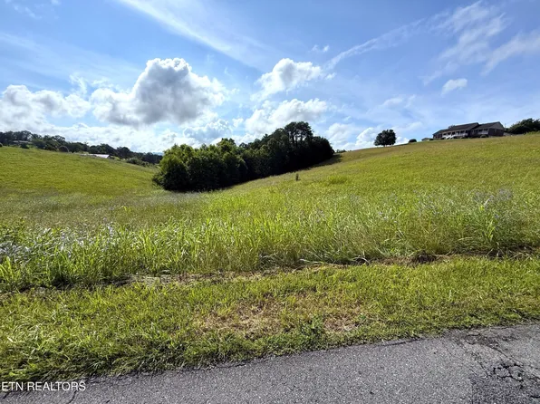 1718 English Mountain Rd #18, Newport, TN 37821