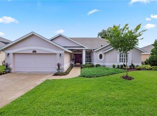 9914 Spring Lake Dr, Clermont, FL 34711