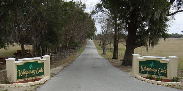 Entrance to Whispering Oaks MHP