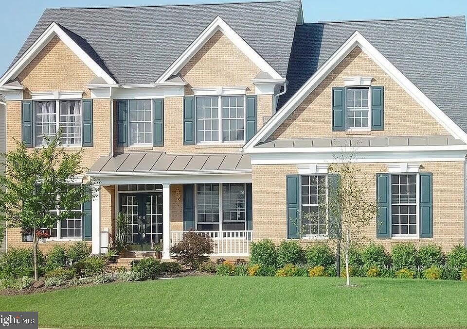 1st image of 5576 Carlton Oaks Pl