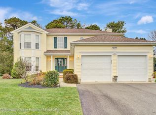 1811 Breakers Dr, Manahawkin, NJ 08050