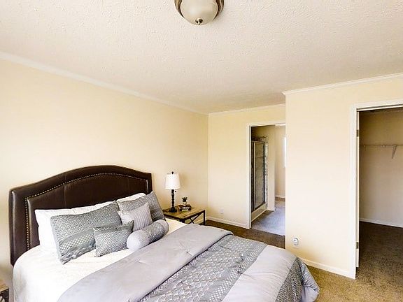 3rd image of 1500 E Linden Dr #120
