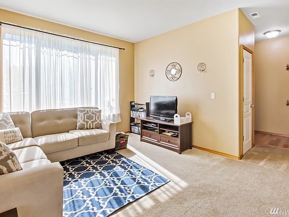 4th image of 21612 104th Street Ct E