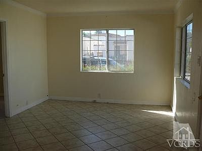 4th image of 196 W Mission Ave