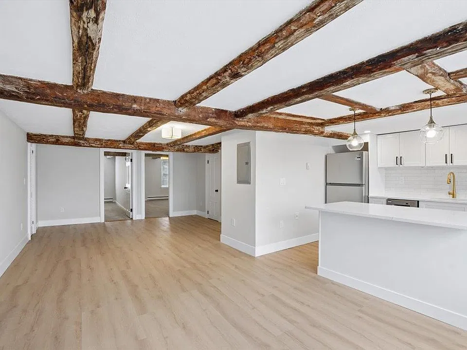 101 Market St #3