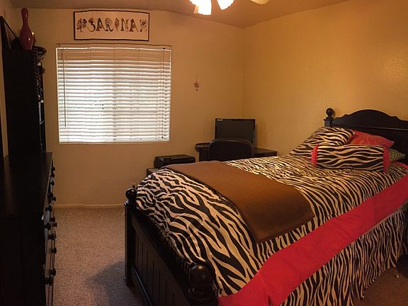 3rd image of 2521 Sundial Dr Unit B
