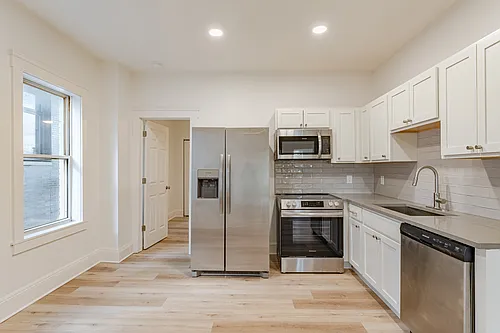 5430 Detroit Ave #103 Photo 1