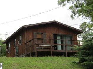 2052 N Ogemaw Trl, West Branch, MI 48661