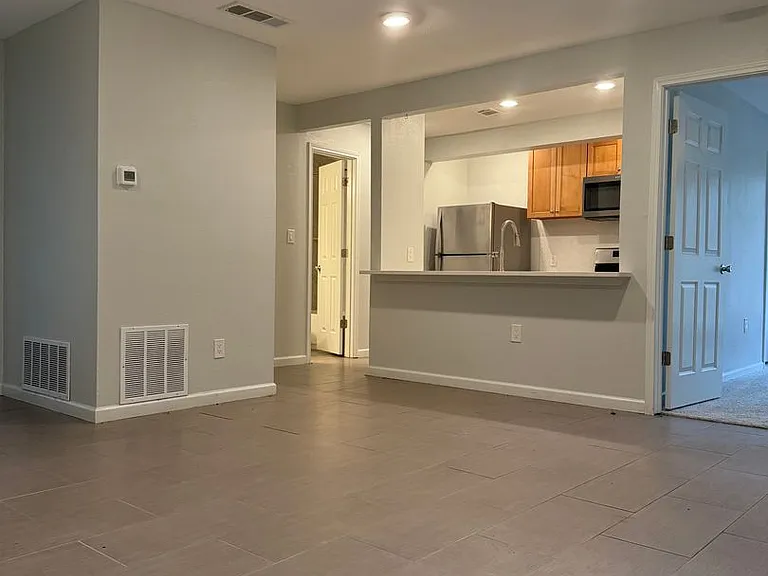 4159 Steck Ave — Photo 2