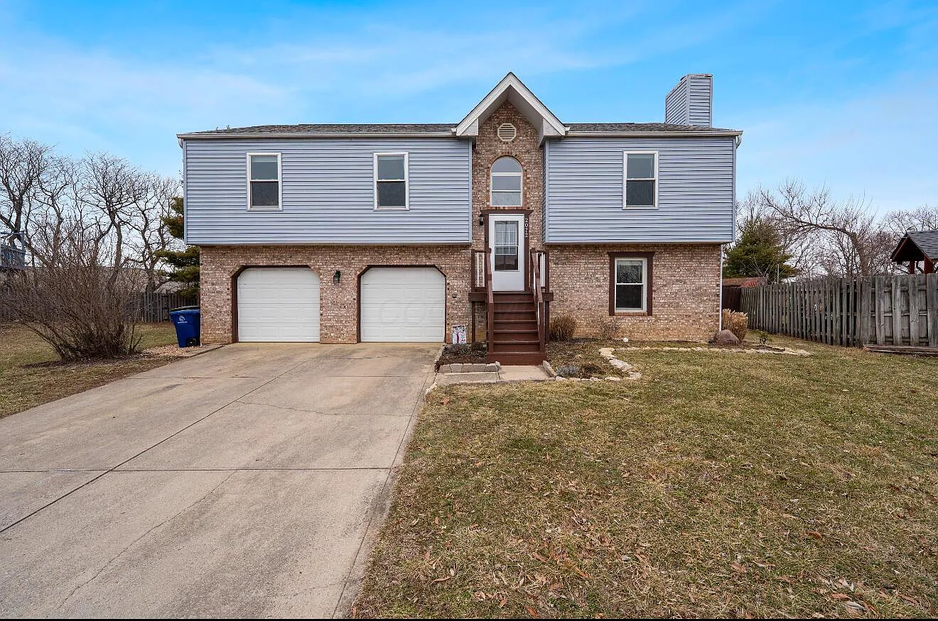 2072 Asher Ct photo 1