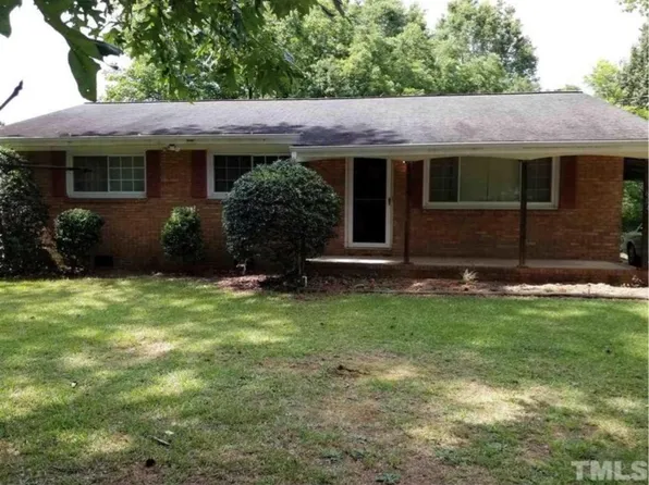 604 Maple Ln, Raleigh, NC 27603