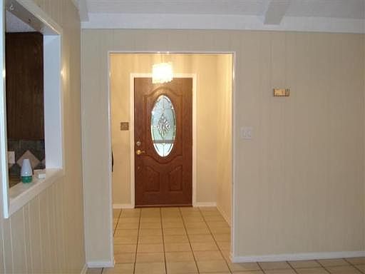 2nd image of 19719 ENCINO GLEN