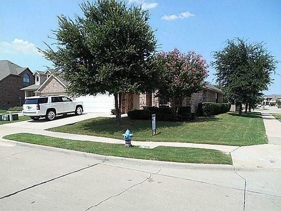 2nd image of 2609 Saint Johns Dr