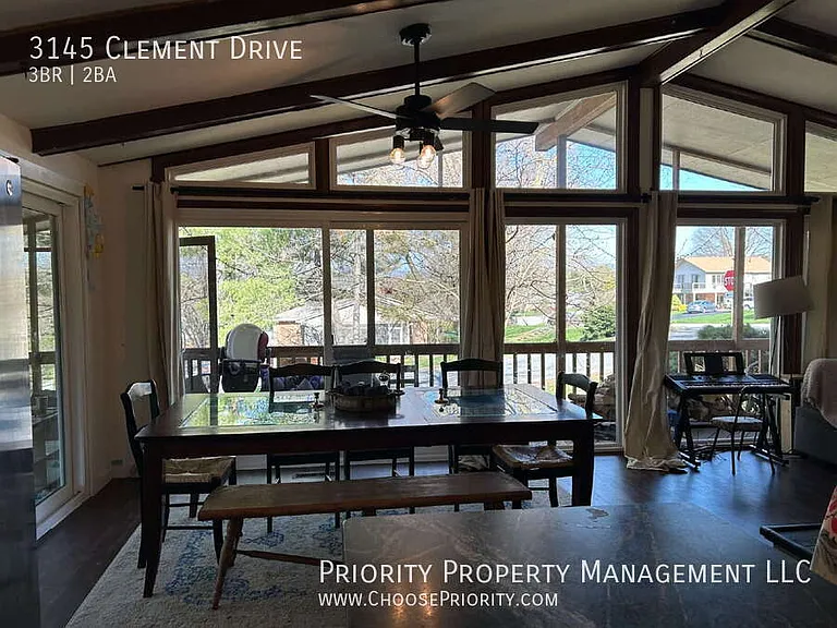 3145 Clement Dr — Photo 5
