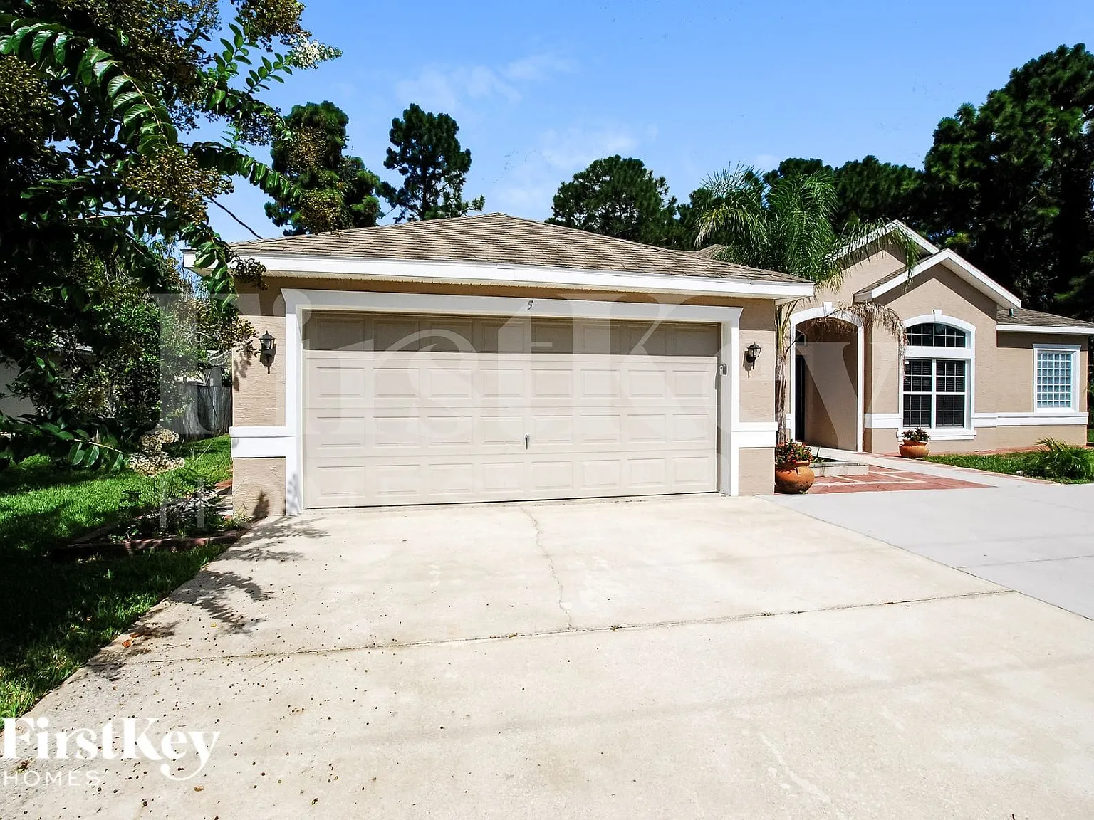 3 bed, 2.0 bath, 2150 sqft, $2,510 — Photo 2
