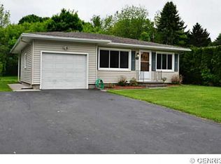 111 Wahl Rd, Rochester, NY 14609