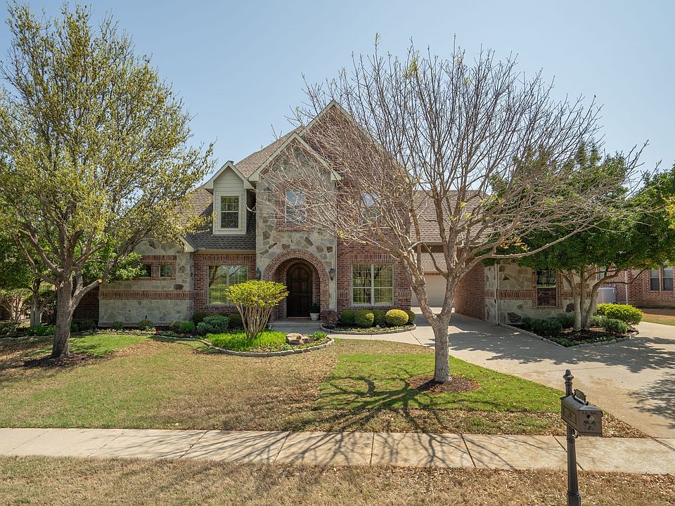 1st image of 3333 Clubview Dr