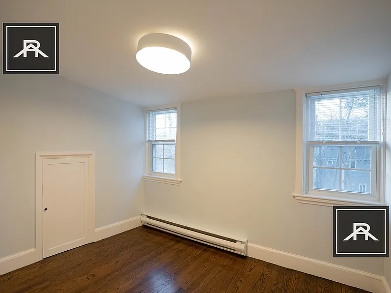 42 Puddingstone Ln — Photo 25