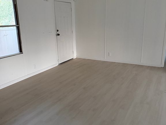 2nd image of 20207 Mountaindale Dr