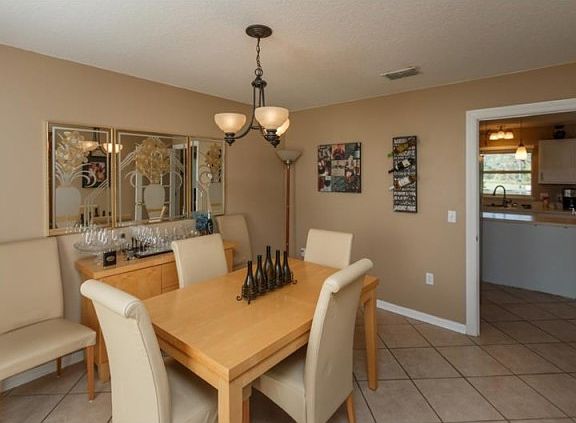 4th image of 163 Crown Colony Way