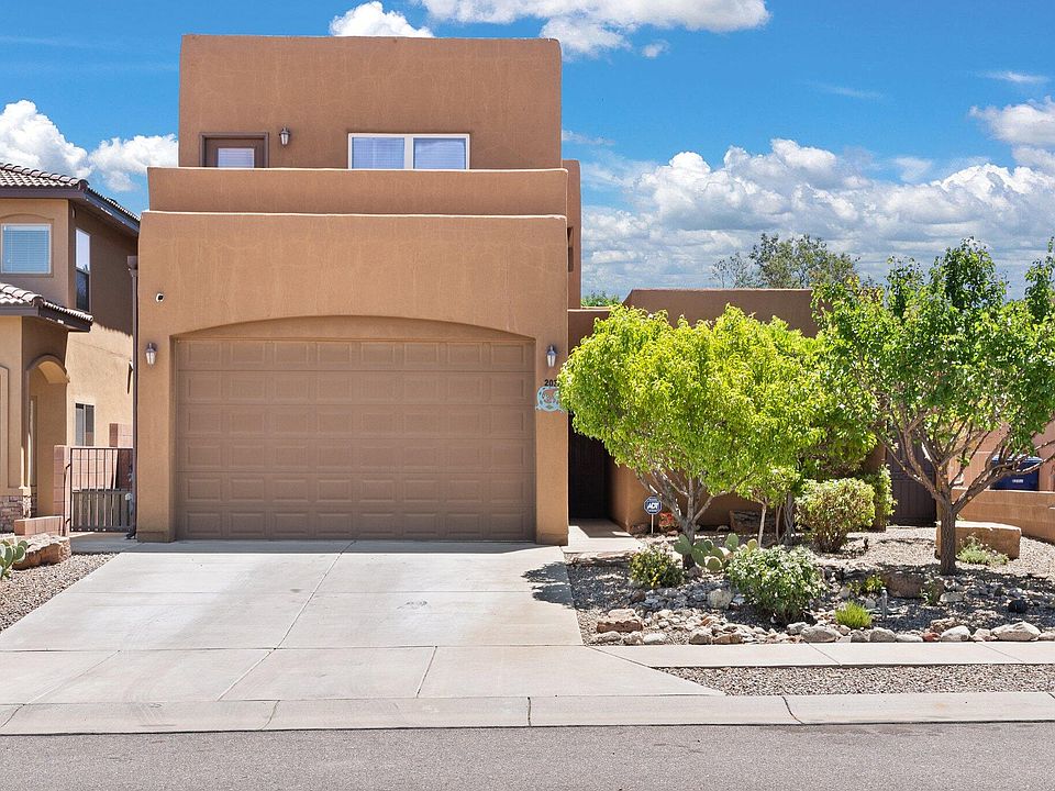 1st image of 2032 Ferndale Dr SE