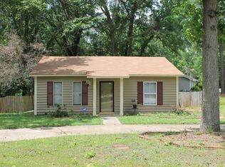 200 Chatteris Rd, Irmo, SC 29063