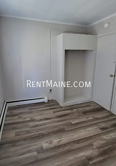 482 Main St #1 — Photo 5